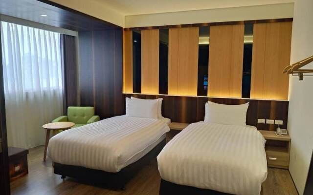 Lantan Moonlight Hotel