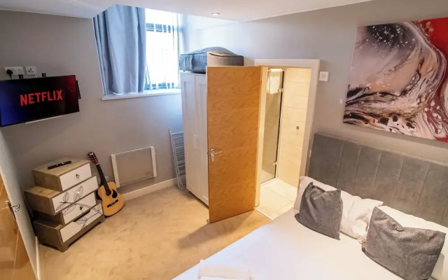 Ebenezer Hideaway in Sheffield by Avo Apartment