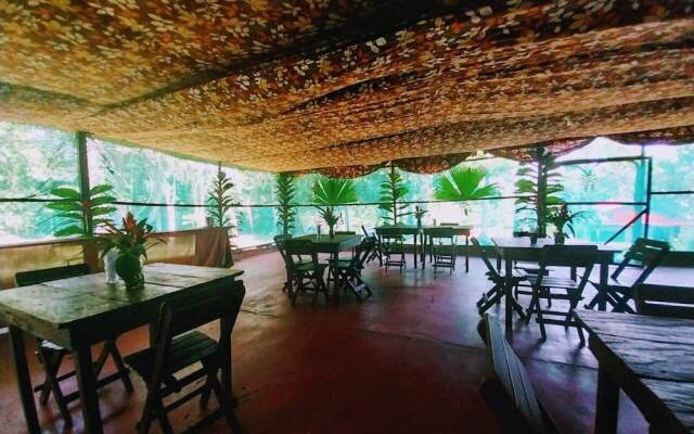 Amazon Queen Lodge