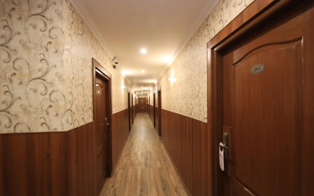 Hotel Empire International - Koramangala