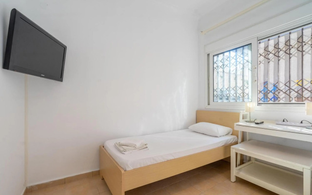 Apartment 1km from Acropolis Filoppapou Hill