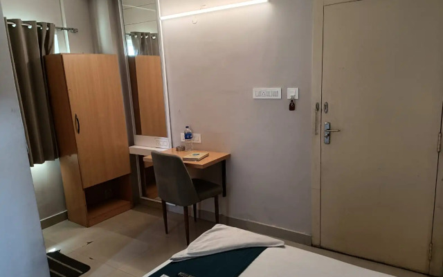 Hotel Mayfair Tower