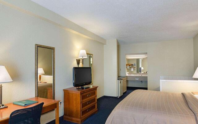 Quality Inn Troutville - Roanoke North