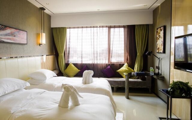 Lori Star Hotel