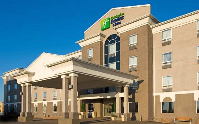 Holiday Inn Express & Suites Regina-South by IHG
