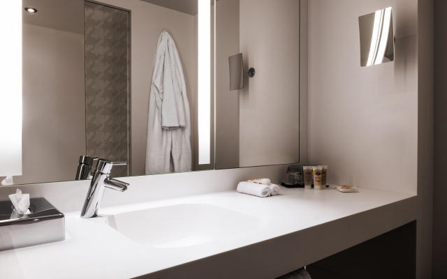 Mercure Paris CDG Airport - Image 7