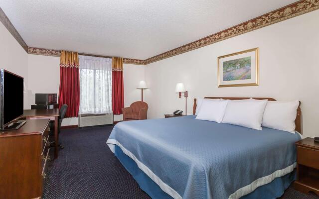 Jesup Inn & Suites