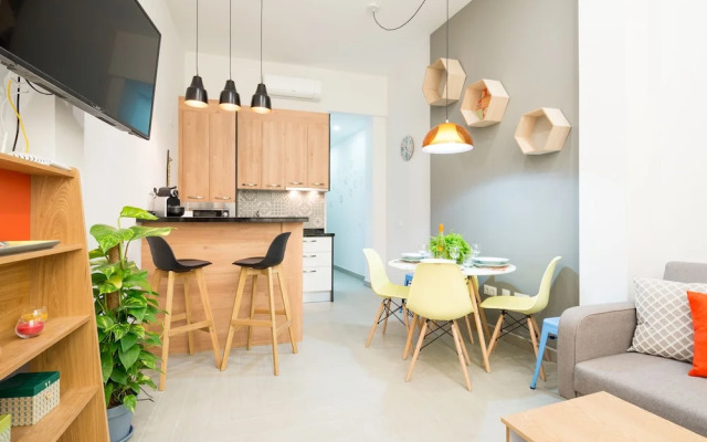 Lovely & Quiet City Center Apartment