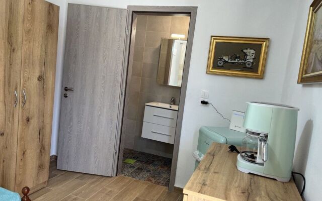 Ecological Studio Flat in Kalyvia Thorikou, Greece