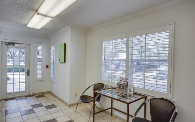 Studio 6-Houston, TX - Northwest Hwy 290