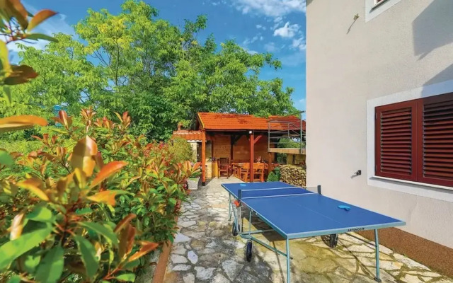 Mediterranean Stylish Villa With Pool in Kastel Stari