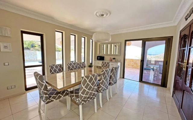 Luxury Villa Lucia