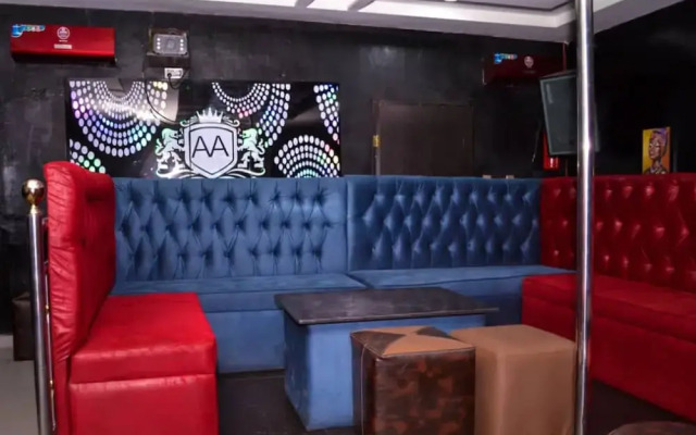AA Hotel and Apartment