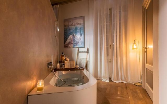 Rovelli 41 by Rent all Como