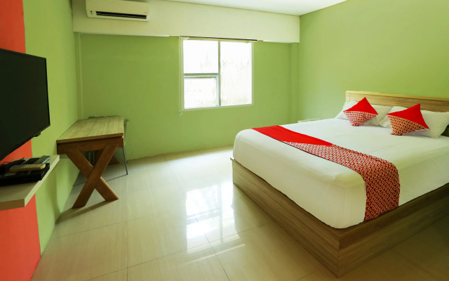 OYO 93145 Pondok Alam Syariah – Guest Rooms – Jakarta