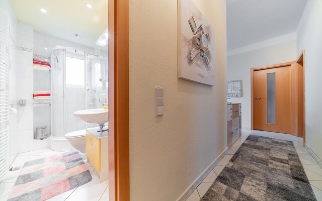 Private Apartment Otto Blum Hof