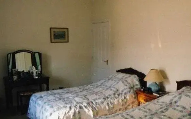 Blandings - Guest House