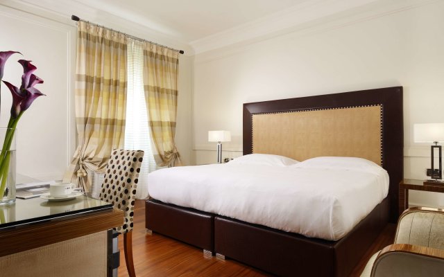 UNA HOTELS Decò Roma