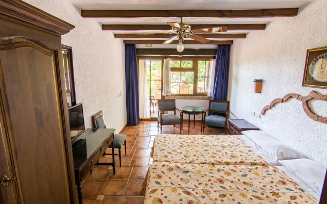 Hotel Rural El Cortijo