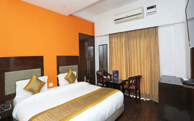 OYO 11656 Singh Suites