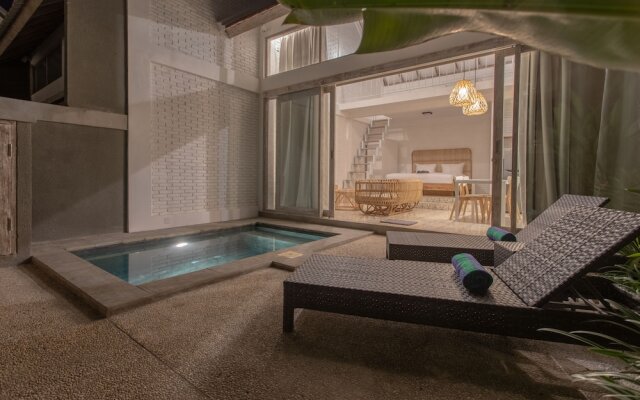 White Studio Villa