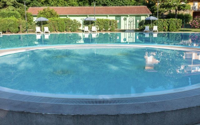 Beautiful Apartment In Portoroz With Swimming Pool