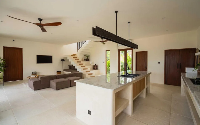 Rumah Tiha - Launch Promo Luxury 6BR Villa in Pererenan Canggu