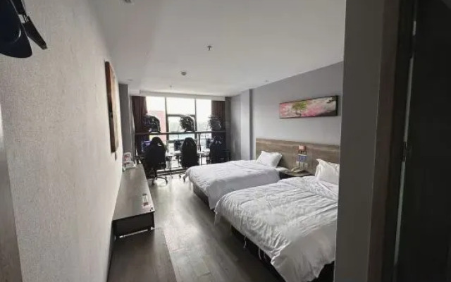 Asin E-sports Hotel (Shanghai Jinshan East Jiao Park)