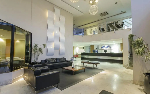 Hotel Adrianópolis All Suites