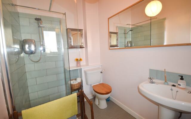 Gloucester Road Studio Flat