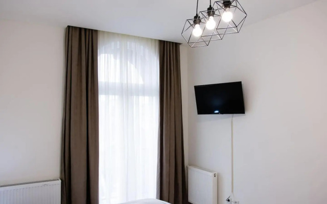 Grande Plus Apartment Dzungla