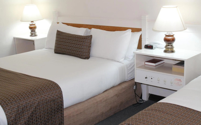 Econo Lodge Dockside Glenelg