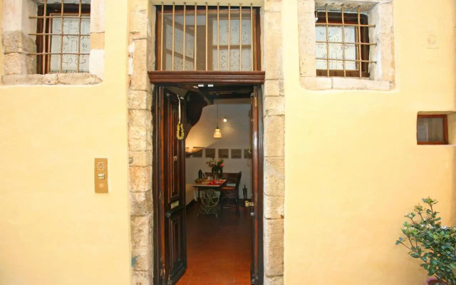 Myron House