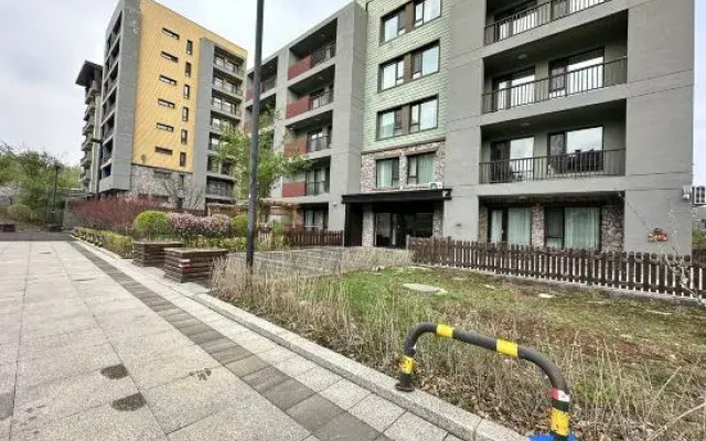 Vanke Songhuahu Xuezu SKI Apartment