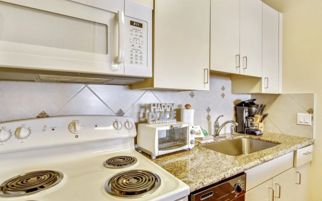 Galvestonian 1002-Beachfront Getaway - 2 Br Condo