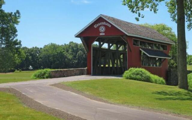 Essenhaus Inn & Conference Center