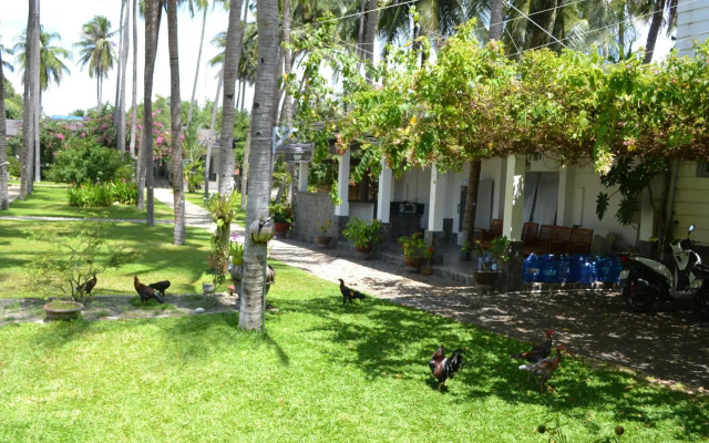 CatSen Auberge Bungalow Family Hotel