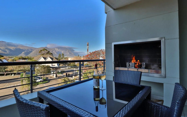 Whale Coast All-Suite-Hotel