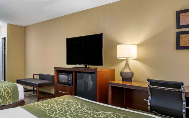 Comfort Inn Apex - Holly Springs