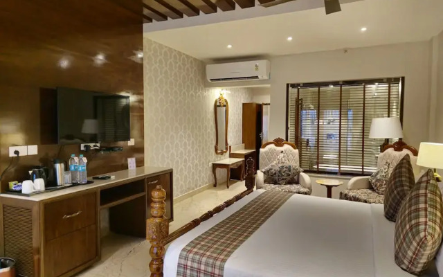 The creek boutique resort & spa
