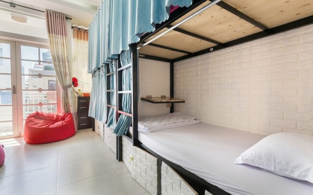 OYO 760 Ceo House Homestay - Hostel