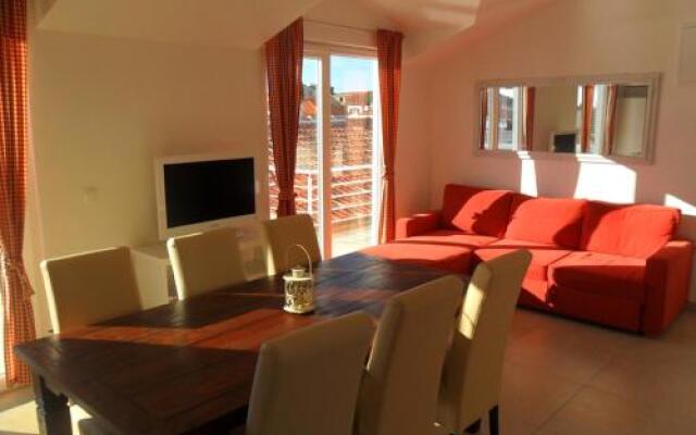Apartments Leut