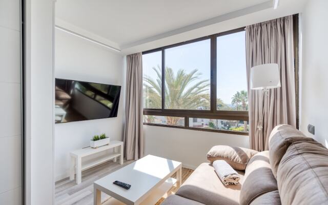 Apartamentos Aguila Beach