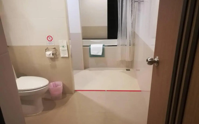 Ayara Grand Palace Hotel