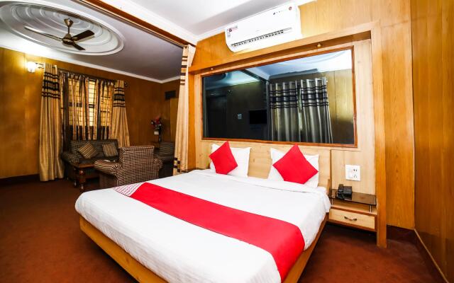OYO 28071 Hotel Prakash Regency
