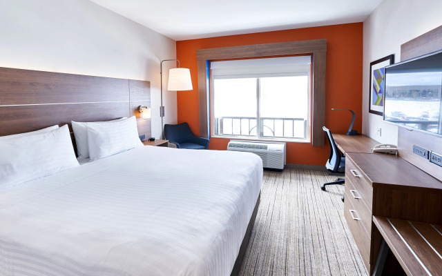 Holiday Inn Express Hotel & Suites Airport Dieppe by IHG