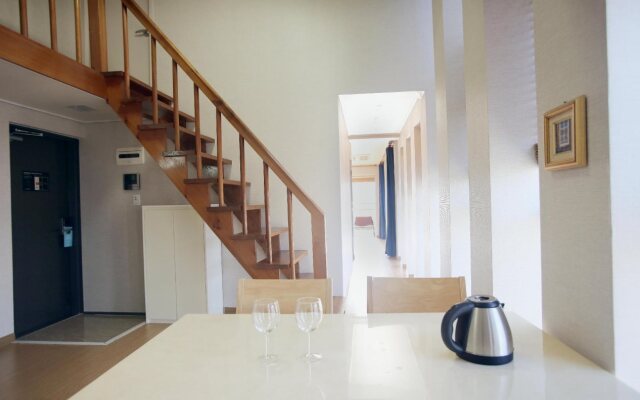Navi Hotel Residence