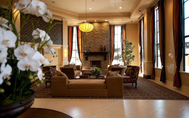 Grand Hotel at Bridgeport