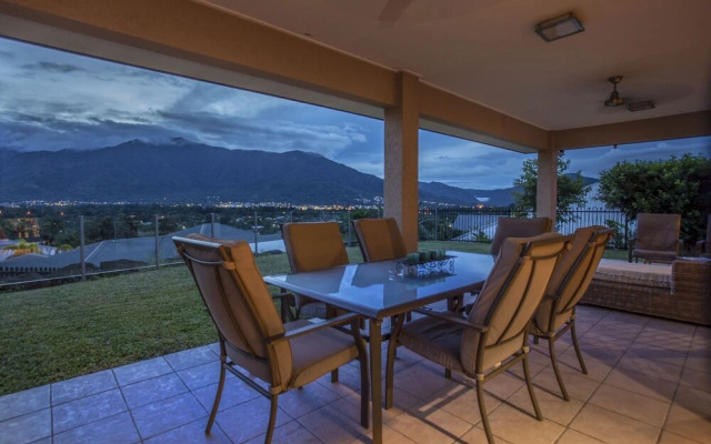 Brinsmead Family Holiday Home