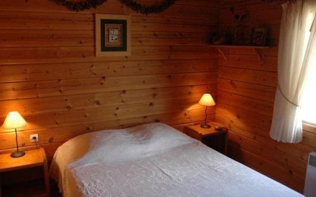 Chalet Rouge Sorbier